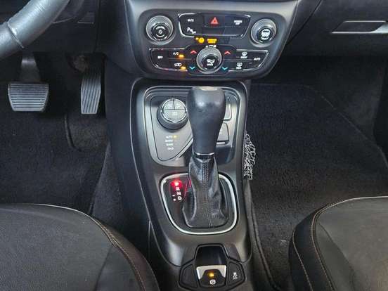 JEEP-COMPASS-2.0 16V DIESEL LONGITUDE 4X4 AUTOMÁTICO JEEP-COMPASS-2017