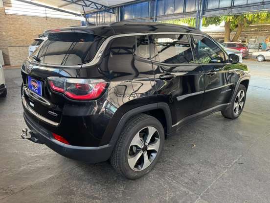 JEEP-COMPASS-2.0 16V DIESEL LONGITUDE 4X4 AUTOMÁTICO JEEP-COMPASS-2017
