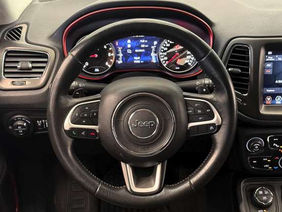 JEEP-COMPASS-2.0 16V DIESEL TRAILHAWK 4X4 AUTOMÁTICO JEEP-COMPASS-2020