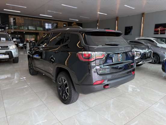 JEEP-COMPASS-2.0 16V DIESEL TRAILHAWK 4X4 AUTOMÁTICO JEEP-COMPASS-2019