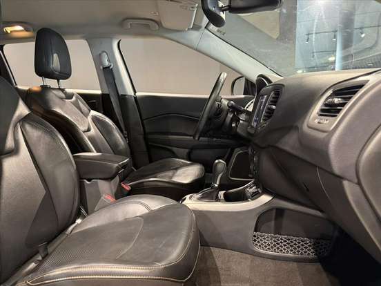 JEEP-COMPASS-2.0 16V FLEX LONGITUDE AUTOMÁTICO JEEP-COMPASS-2019