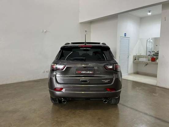 JEEP-COMPASS-2024
