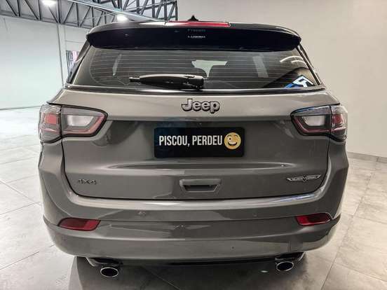 JEEP-COMPASS-2.0 HURRICANE 4 TURBO GASOLINA BLACKHAWK AT9 JEEP-COMPASS-2025