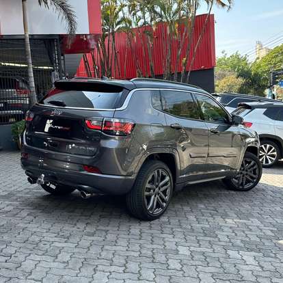 JEEP-COMPASS-2024