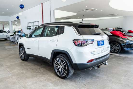 JEEP-COMPASS-2024