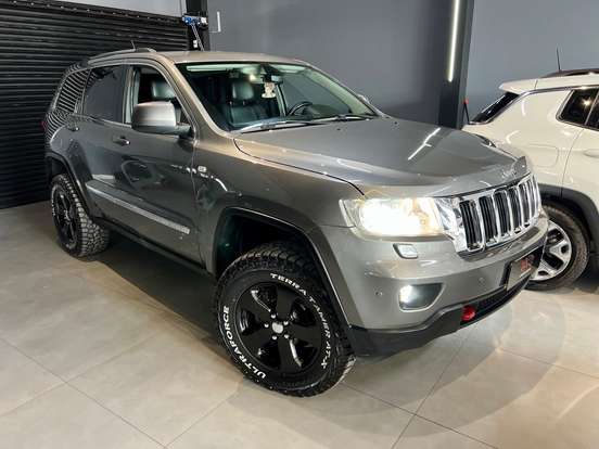 JEEP-GRAND CHEROKEE-3.6 LAREDO 4X4 V6 24V GASOLINA 4P AUTOMÁTICO JEEP-GRAND CHEROKEE-2010