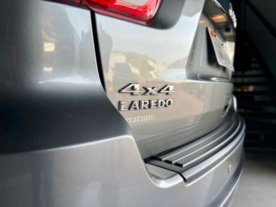 JEEP-GRAND CHEROKEE-2010