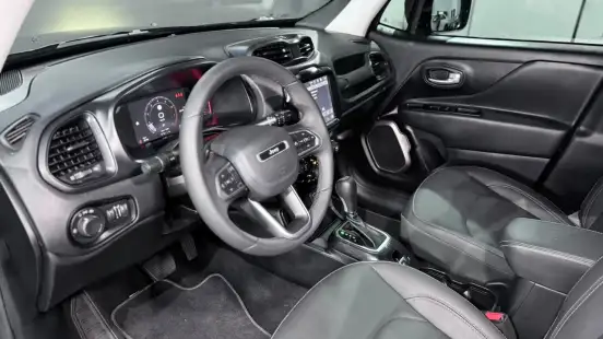JEEP-RENEGADE-2025