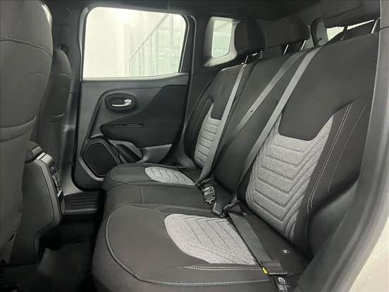 JEEP-RENEGADE-2026