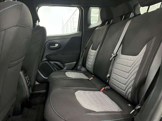 JEEP-RENEGADE-2026