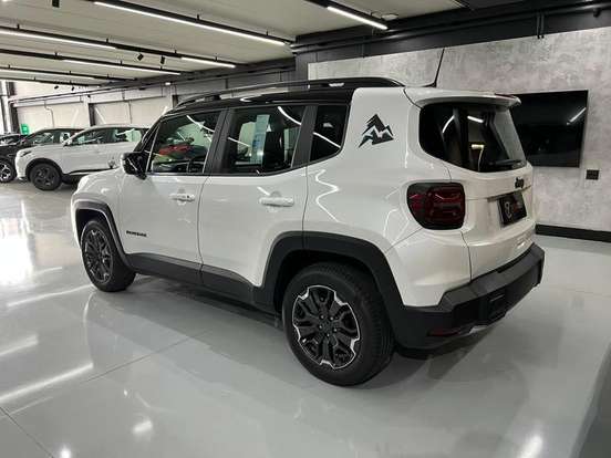 JEEP-RENEGADE-2026