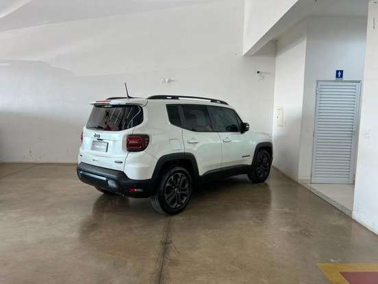 JEEP-RENEGADE-2024