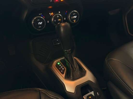 JEEP-RENEGADE-1.8 16V FLEX LONGITUDE 4P AUTOMÁTICO JEEP-RENEGADE-2016