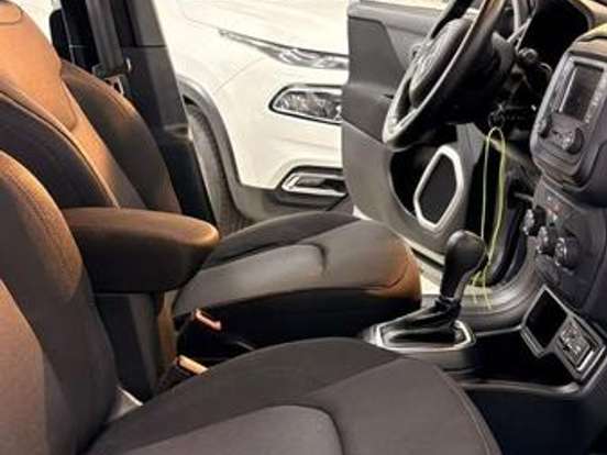 JEEP-RENEGADE-1.8 16V FLEX SPORT 4P AUTOMÁTICO JEEP-RENEGADE-2018