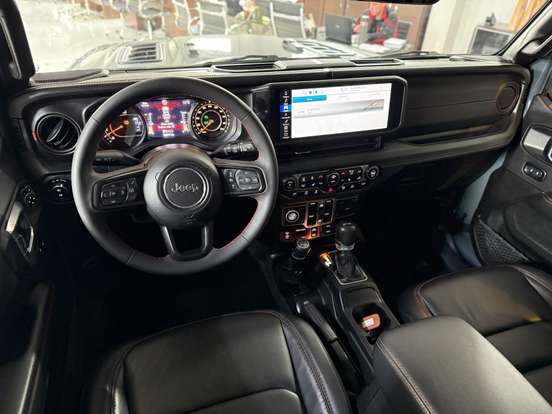 JEEP-WRANGLER-2024