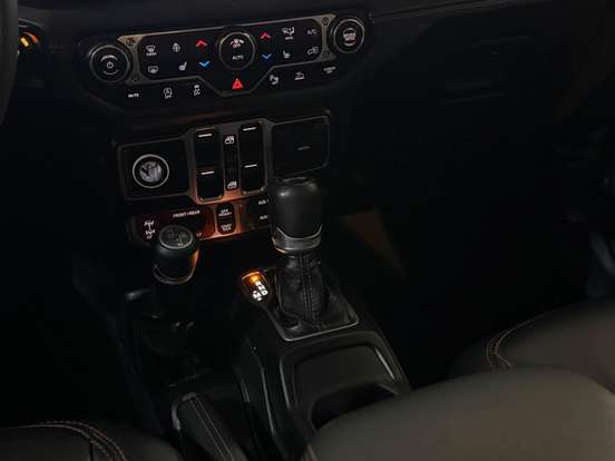 JEEP-WRANGLER-2024