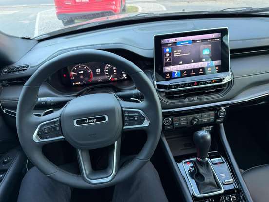 JEEP-COMPASS-2.0 HURRICANE 4 TURBO GASOLINA BLACKHAWK AT9 JEEP-COMPASS-2025