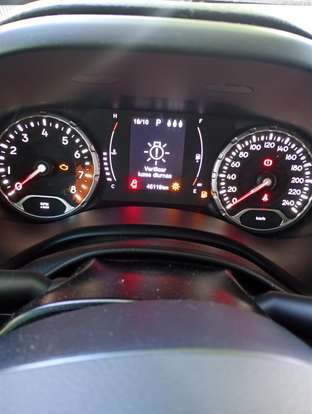 JEEP-RENEGADE-2019