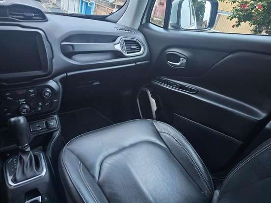 JEEP-RENEGADE-2019