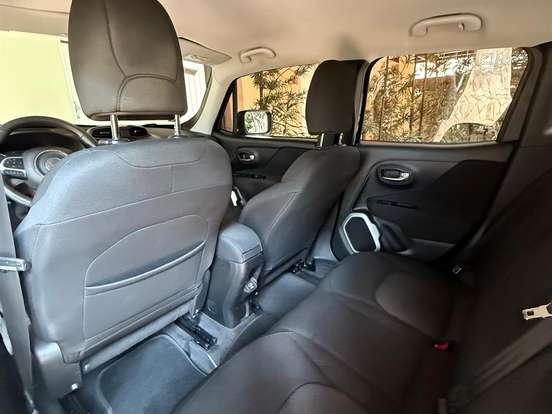 JEEP-RENEGADE-1.8 16V FLEX SPORT 4P AUTOMÁTICO JEEP-RENEGADE-2018