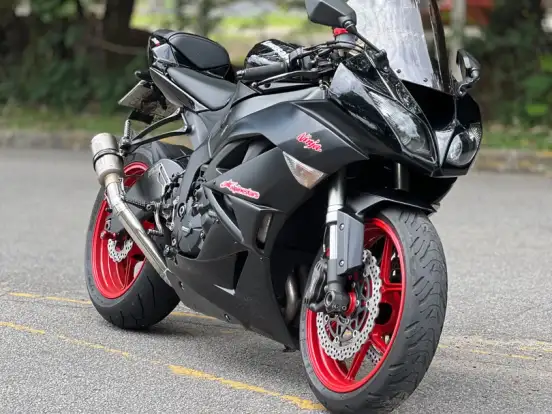KAWASAKI-NINJA ZX-6R KAWASAKI-NINJA ZX-6R-2011