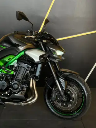 KAWASAKI-Z900 KAWASAKI-Z900-2025