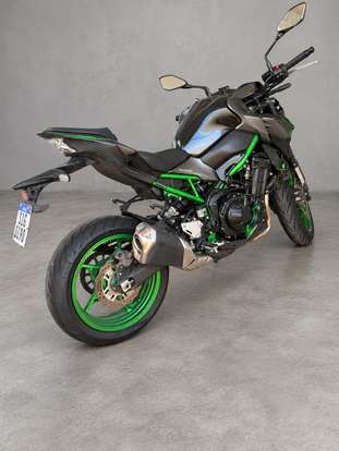KAWASAKI-Z900 KAWASAKI-Z900-2023