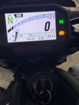 KAWASAKI-Z900-2022
