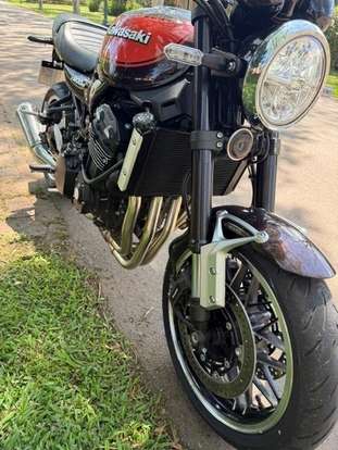 KAWASAKI-Z900RS-2018