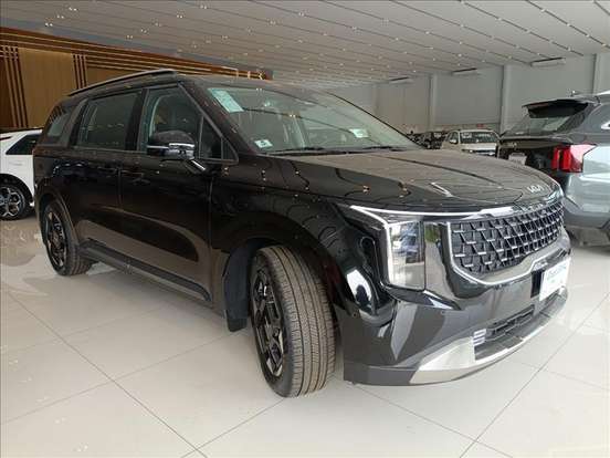 KIA-CARNIVAL-2024