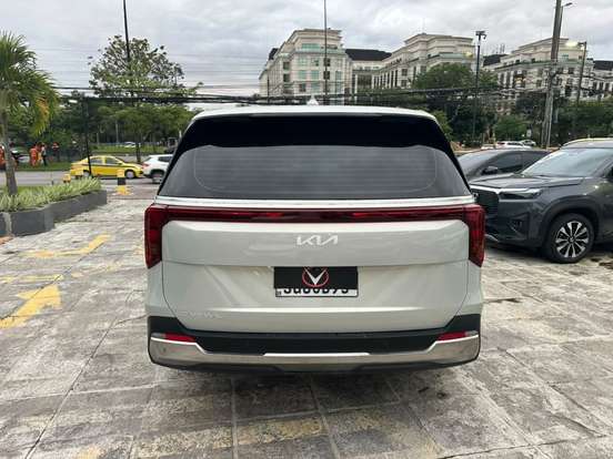 KIA-CARNIVAL-2024