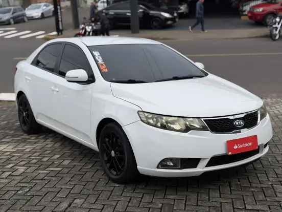 KIA-CERATO-2010