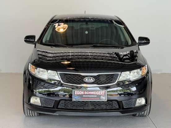 KIA-CERATO-2012