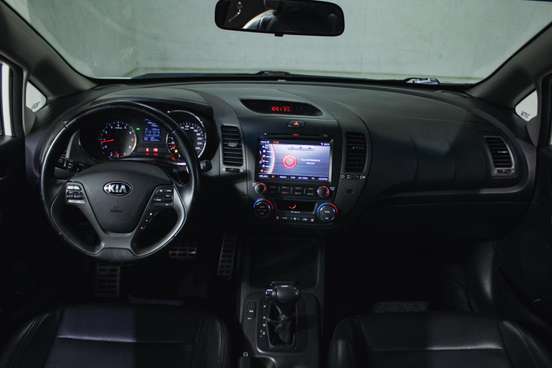 KIA-CERATO-1.6 SX 16V FLEX 4P AUTOMÁTICO KIA-CERATO-2014