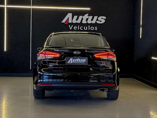 KIA-CERATO-1.6 SX 16V FLEX 4P AUTOMÁTICO KIA-CERATO-2018
