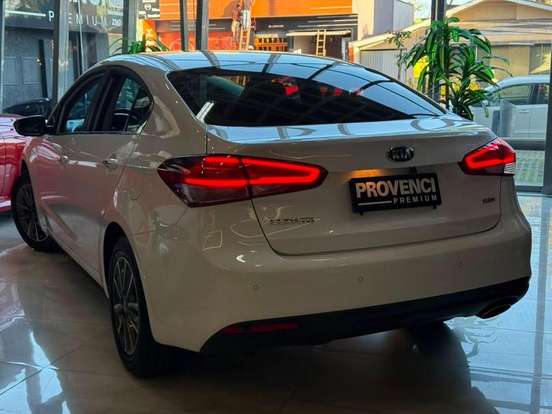 KIA-CERATO-2018