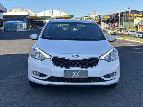 KIA-CERATO-1.6 SX 16V FLEX 4P AUTOMÁTICO KIA-CERATO-2013