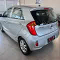 KIA PICANTO 1.0 EX 12V FLEX 4P AUTOMÁTICO KIA PICANTO 1.0 EX 12V FLEX 4P AUTOMÁTICO