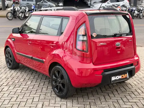 KIA-SOUL-2011