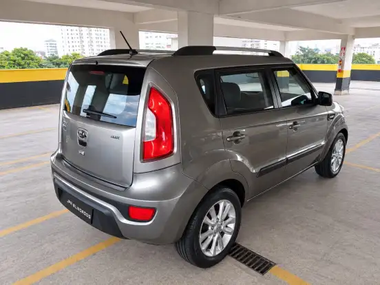 KIA-SOUL-1.6 U.174 16V FLEX 4P AUTOMÁTICO KIA-SOUL-2012