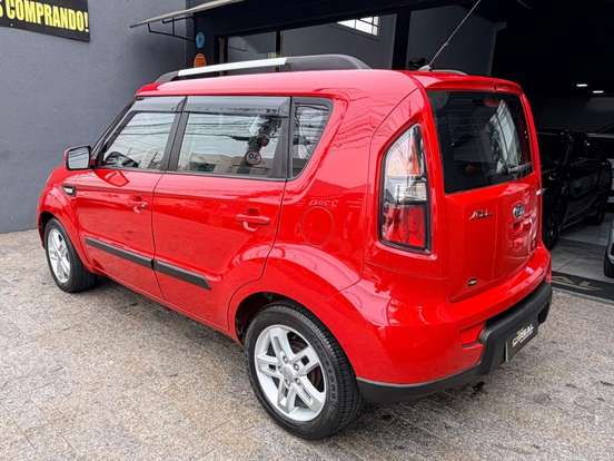 KIA-SOUL-2011