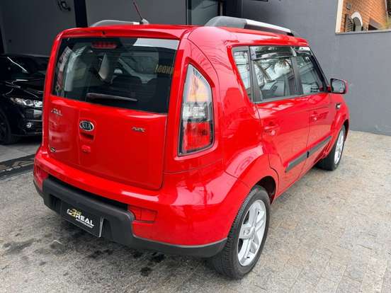 KIA-SOUL-2011