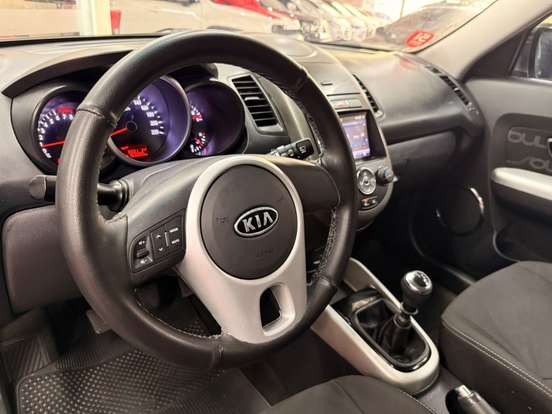 KIA-SOUL-2012