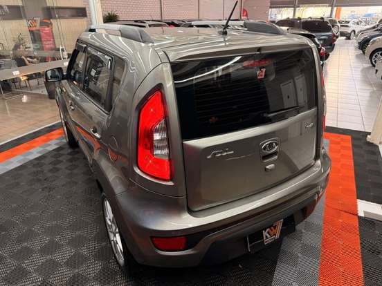 KIA-SOUL-2012