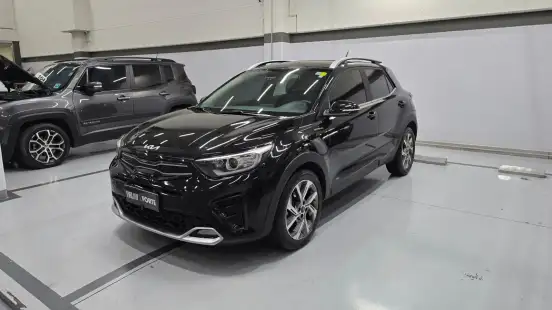KIA-STONIC-2023