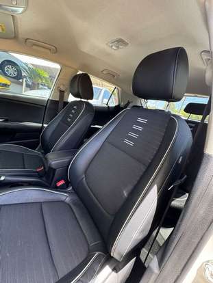 KIA-STONIC-2023