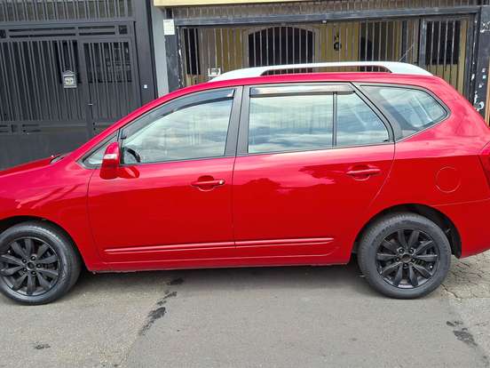 KIA-CARENS-2.0 EX 16V GASOLINA 4P AUTOMÁTICO KIA-CARENS-2010