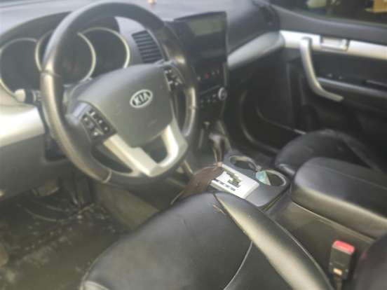 KIA-SORENTO-2.4 16V GASOLINA EX 7L AUTOMÁTICO KIA-SORENTO-2011