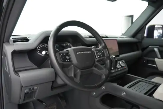 LAND ROVER-DEFENDER-2023