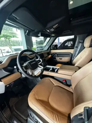 LAND ROVER-DEFENDER-2026